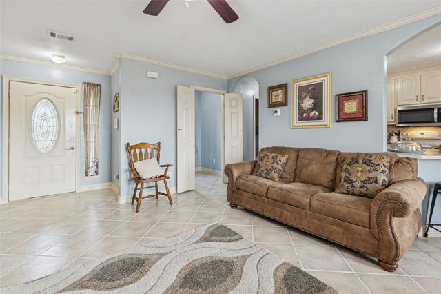 21 Pine Prairie School Road, Huntsville, TX 77320