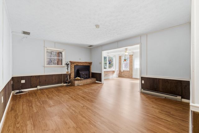 2800 ROCKY BRANCH RD, Luray, VA 22835