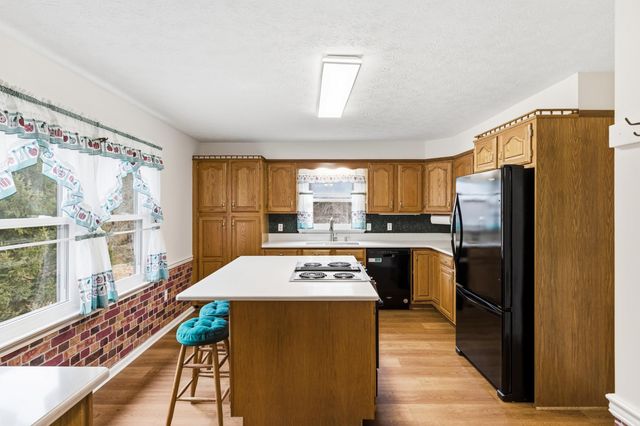 2800 ROCKY BRANCH RD, Luray, VA 22835