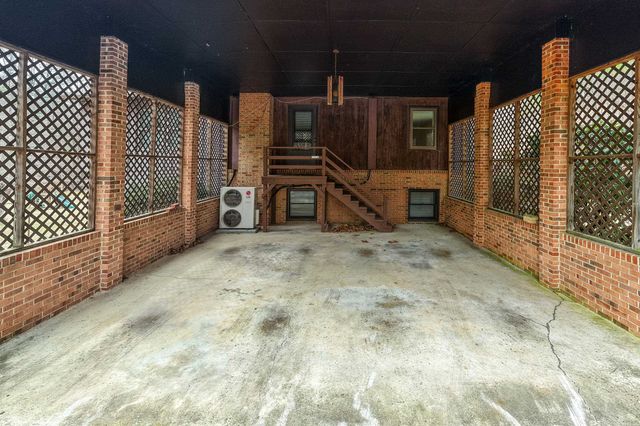 2800 ROCKY BRANCH RD, Luray, VA 22835