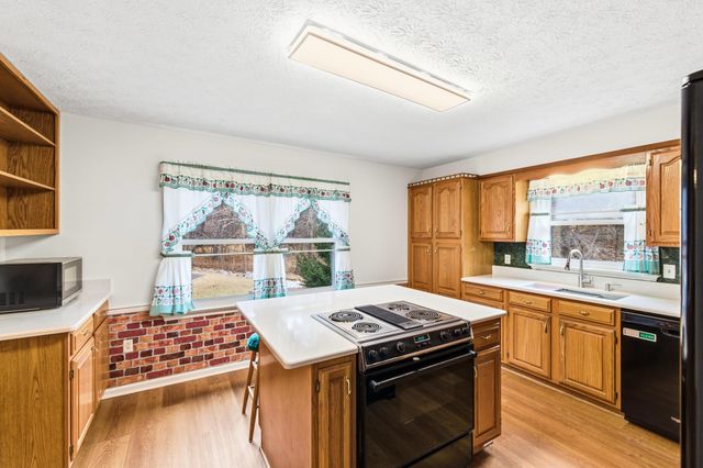 2800 ROCKY BRANCH RD, Luray, VA 22835