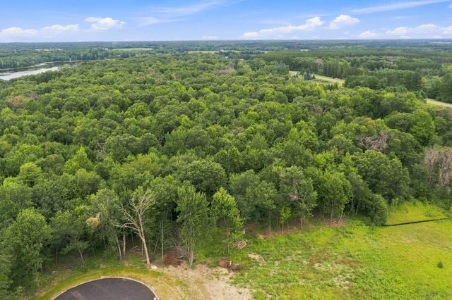 41347 Fairfax Lane, North Branch, MN 55056