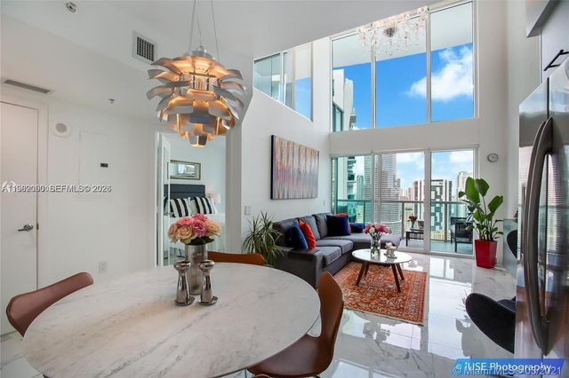 41 SE 5th St 2109, Miami, FL 33131