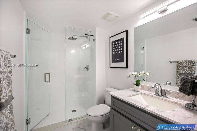 41 SE 5th St 2109, Miami, FL 33131