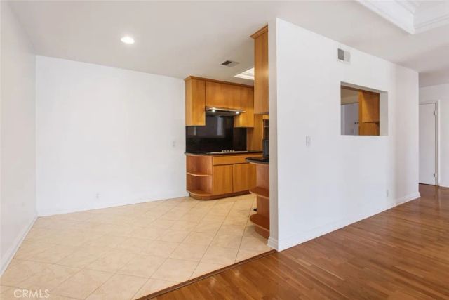 1880 Veteran Avenue, Los Angeles, CA 90025