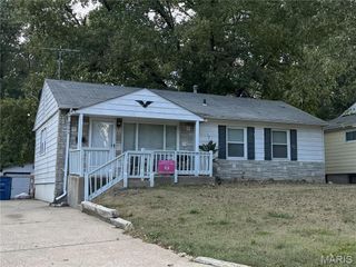 9711 Millburn Drive, St Louis, MO 63136