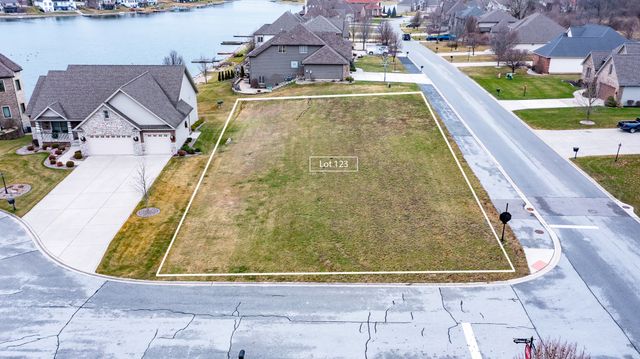 10376 Potomac Court, Winfield, IN 46307