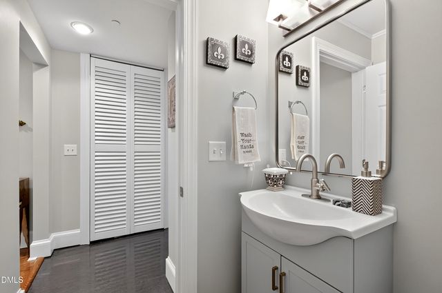510 Glenwood Avenue, Raleigh, NC 27603