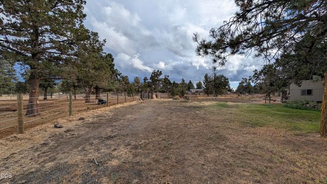 22963 Manzanita Court, Bend, OR 97701