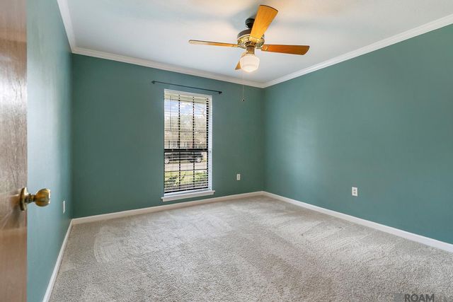 1522 Bullrush Dr, Baton Rouge, LA 70810