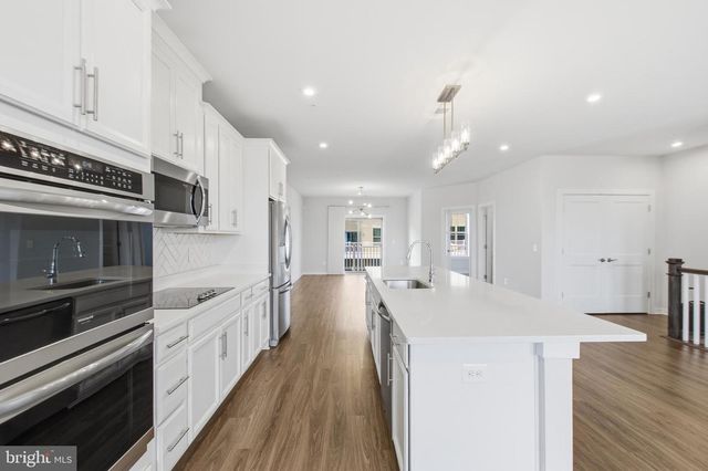 2214 ABBOCCATO TER SE, Leesburg, VA 20175