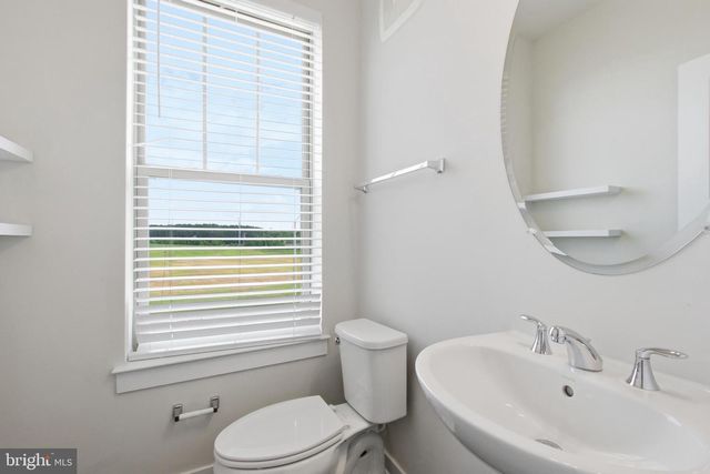 2214 ABBOCCATO TER SE, Leesburg, VA 20175