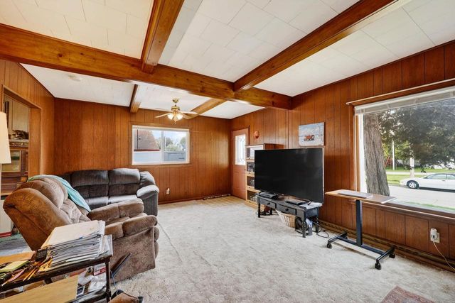 507 N Lincoln Avenue, Beaver Dam, WI 53916