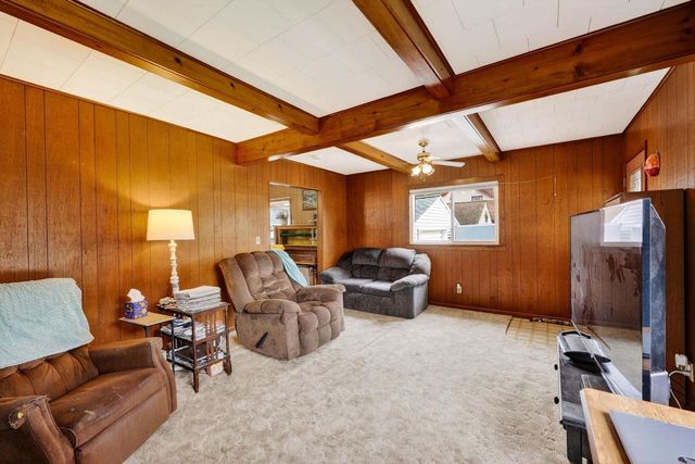 507 N Lincoln Avenue, Beaver Dam, WI 53916