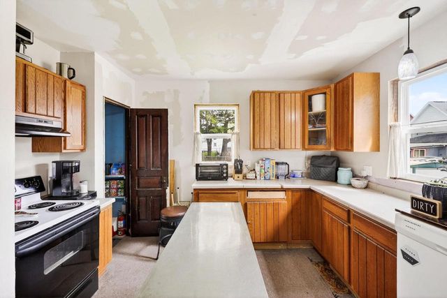 507 N Lincoln Avenue, Beaver Dam, WI 53916