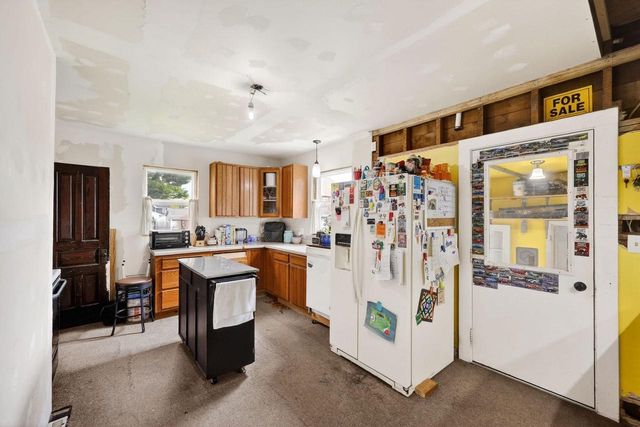 507 N Lincoln Avenue, Beaver Dam, WI 53916