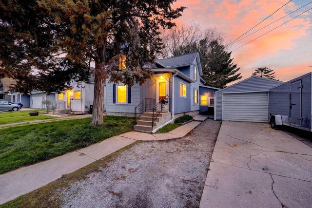 507 N Lincoln Avenue, Beaver Dam, WI 53916