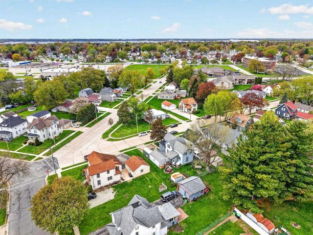 507 N Lincoln Avenue, Beaver Dam, WI 53916