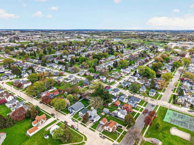 507 N Lincoln Avenue, Beaver Dam, WI 53916