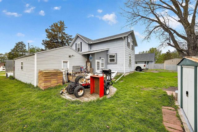 507 N Lincoln Avenue, Beaver Dam, WI 53916