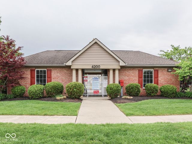 4285 Washington Boulevard, Plainfield, IN 46168