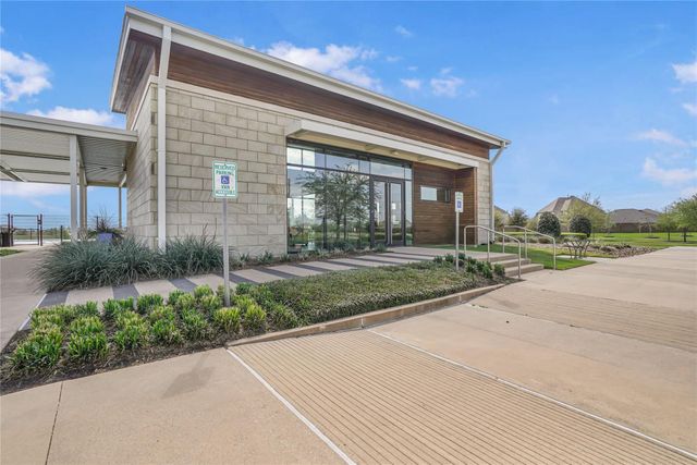 31243 Pinebrook Falls Lane, Hockley, TX 77447