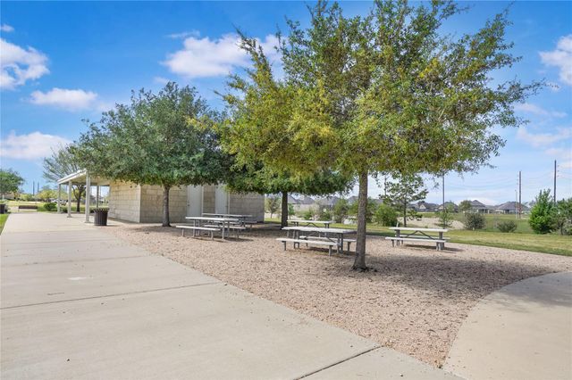 31243 Pinebrook Falls Lane, Hockley, TX 77447