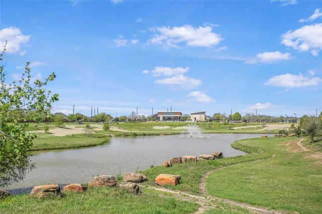 31243 Pinebrook Falls Lane, Hockley, TX 77447