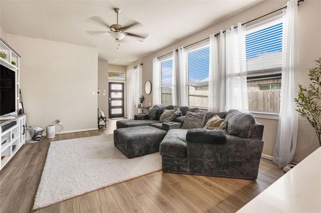 31243 Pinebrook Falls Lane, Hockley, TX 77447