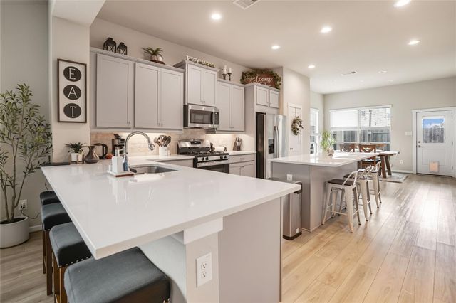 31243 Pinebrook Falls Lane, Hockley, TX 77447