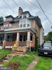 25 DELAWAREVIEW AVE, Trenton, NJ 08618