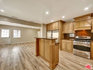 5341 STROHM Avenue, North Hollywood, CA 91601