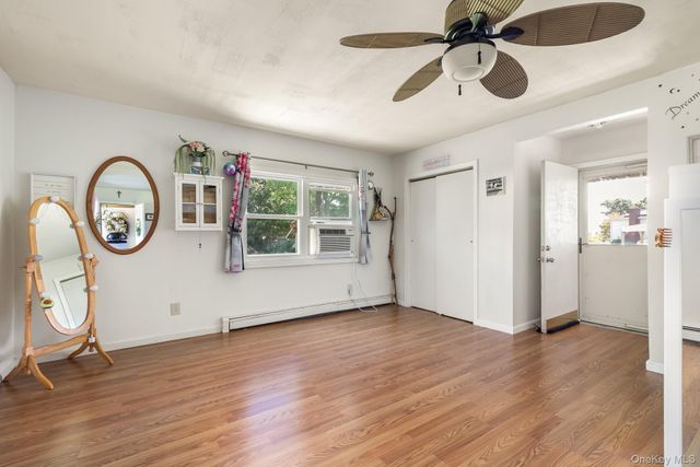 1647 Straight Path, Lindenhurst, NY 11757