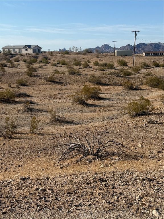 Image 2 of property listing at 0 Colorado, Needles, CA 92363