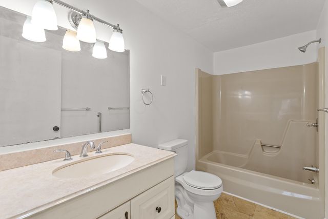 120 Hooksett Turnpike, Concord, NH 03301