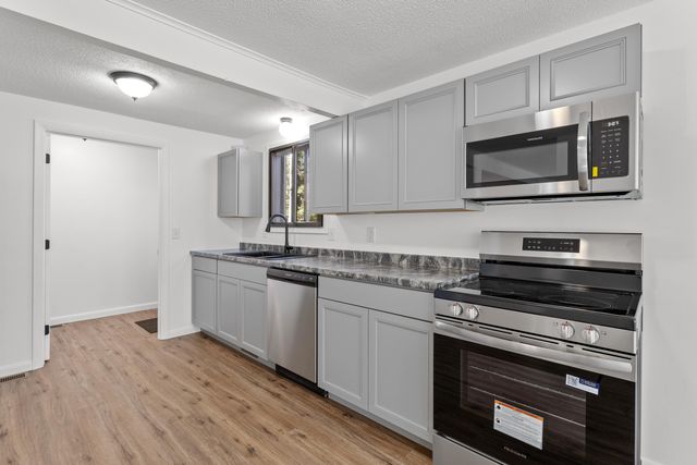 120 Hooksett Turnpike, Concord, NH 03301