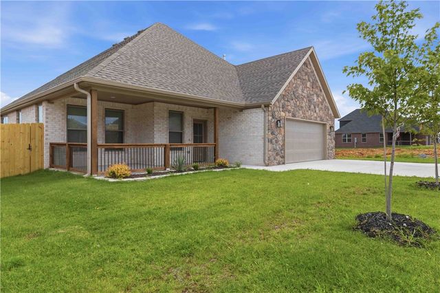 6704 Orange Avenue, Bentonville, AR 72713