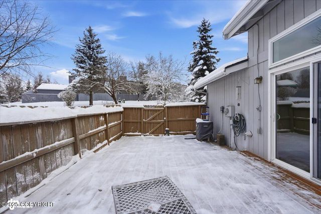 1833 Parkside Drive, Anchorage, AK 99501