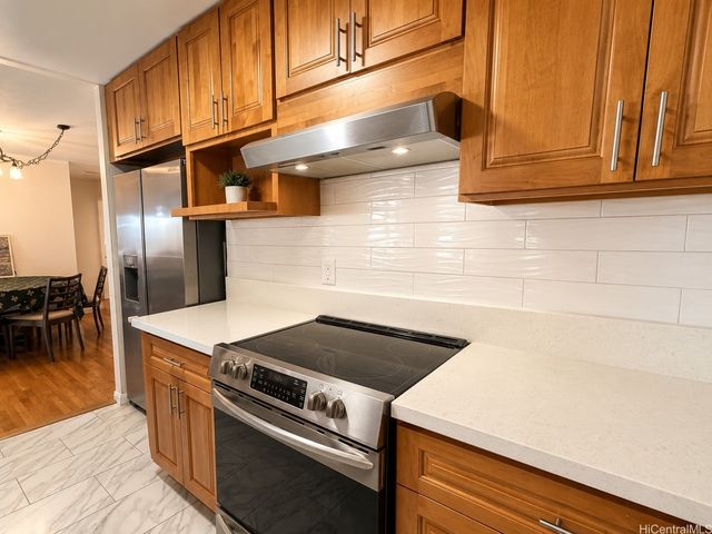 95-182 Waikalani Drive, Mililani, HI 96789
