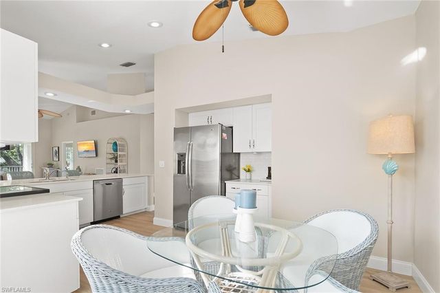 675 Wiggins Lake DR # 201, Naples, FL 34110