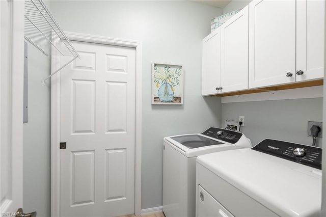 675 Wiggins Lake DR # 201, Naples, FL 34110