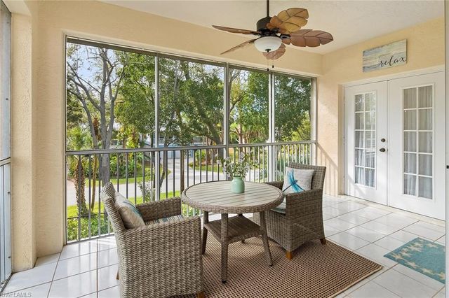 675 Wiggins Lake DR # 201, Naples, FL 34110