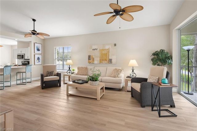 675 Wiggins Lake DR # 201, Naples, FL 34110