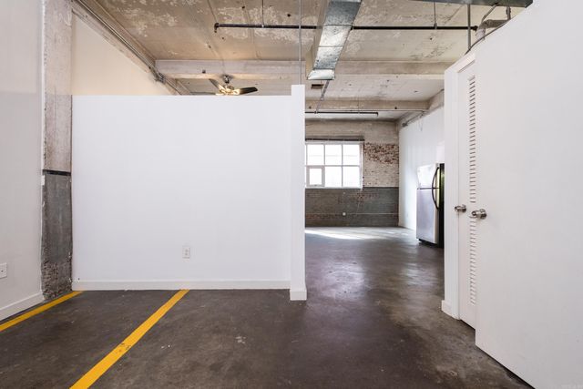 423 E 3rd St Apt 213, Little Rock, AR 72201