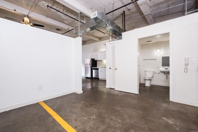 423 E 3rd St Apt 213, Little Rock, AR 72201