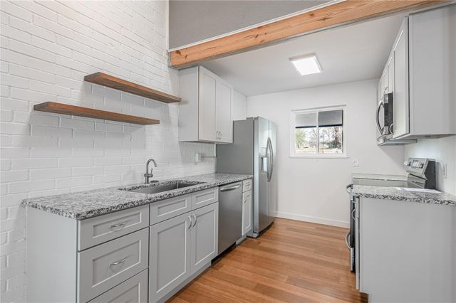 356 Peach Island Road, Trinity, TX 75862