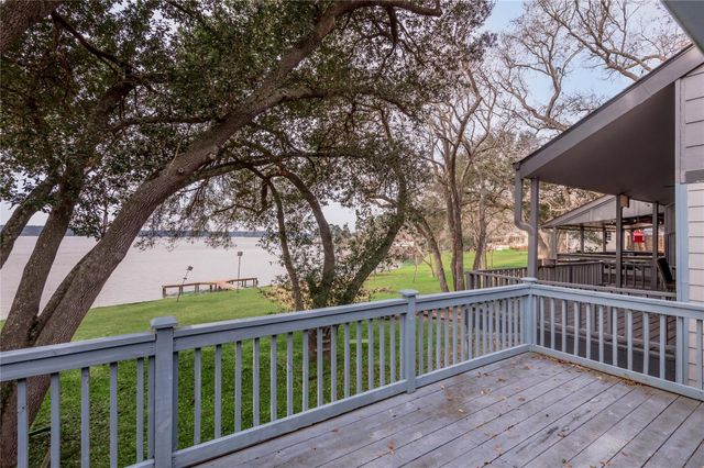 356 Peach Island Road, Trinity, TX 75862