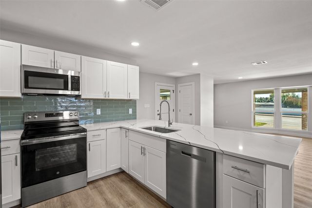 4306 Loop 820, Fort Worth, TX 76109