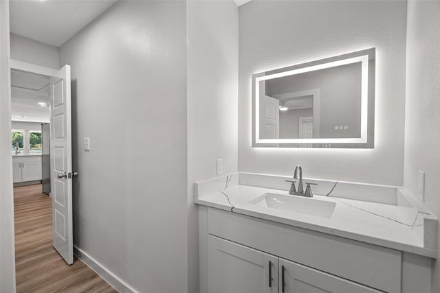 4306 Loop 820, Fort Worth, TX 76109