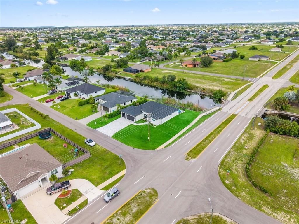 2417 SW 2nd TER, CAPE CORAL, FL 33991 — photo 4